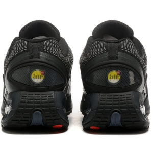Air Max DN “Triple Black”