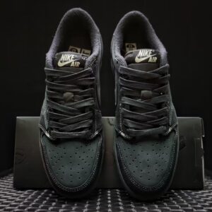Jordan 1 Low x Travis Scott “Triple Black”